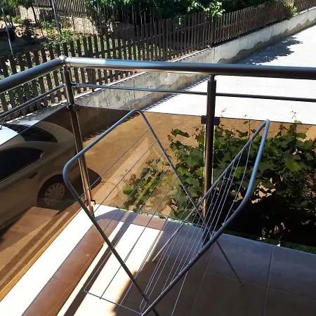 Вила Мимоза Homestay *